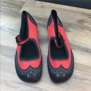 Hot Chocolate size 10